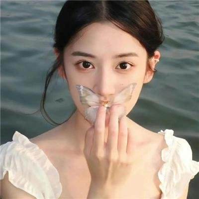 踏着波涛的少年